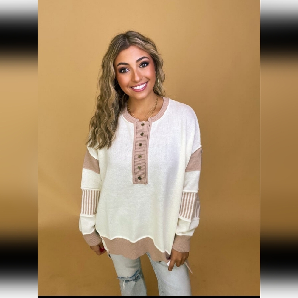 NWOT White & Mocha Quarter Button Up Henley Soft Boutique Sweater Top Oversized
